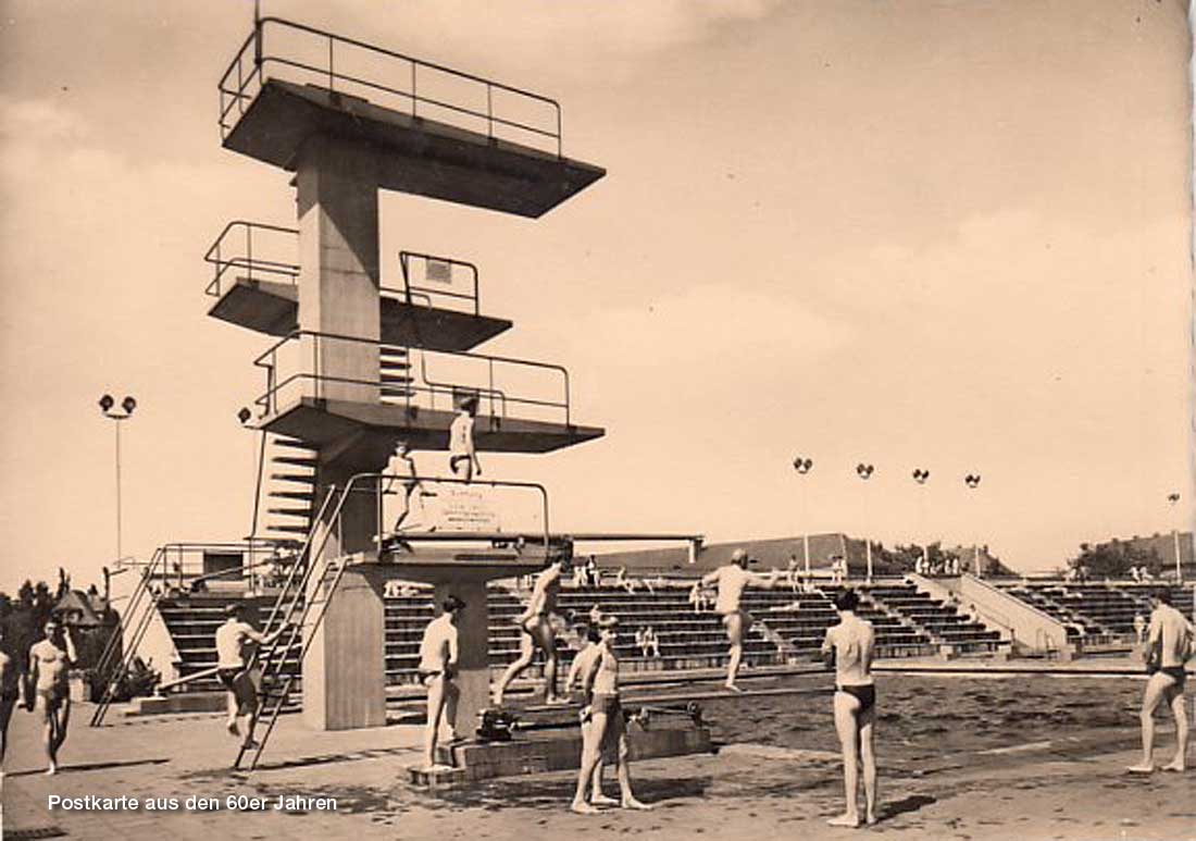 F.L.Jahn-Schwimmbad in den 60ern auf einer alten Postkarte